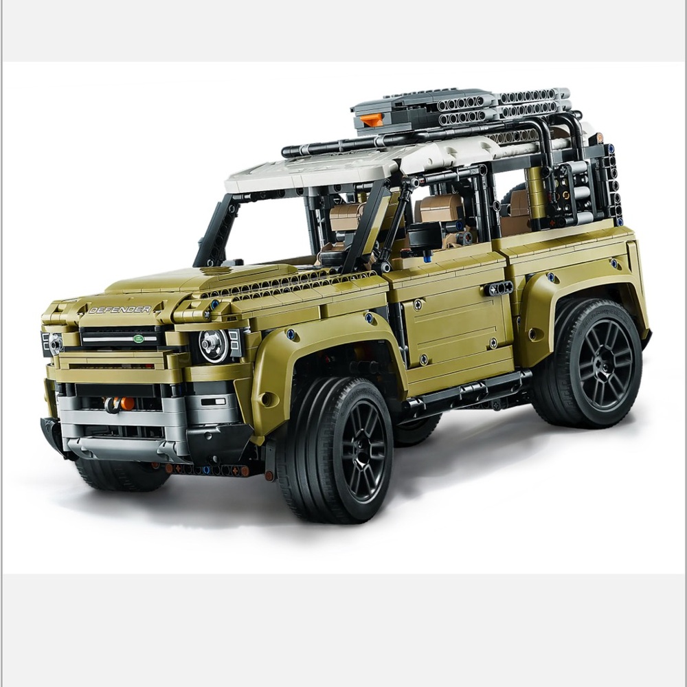 Lego Land Rover - Picture 7 of 9